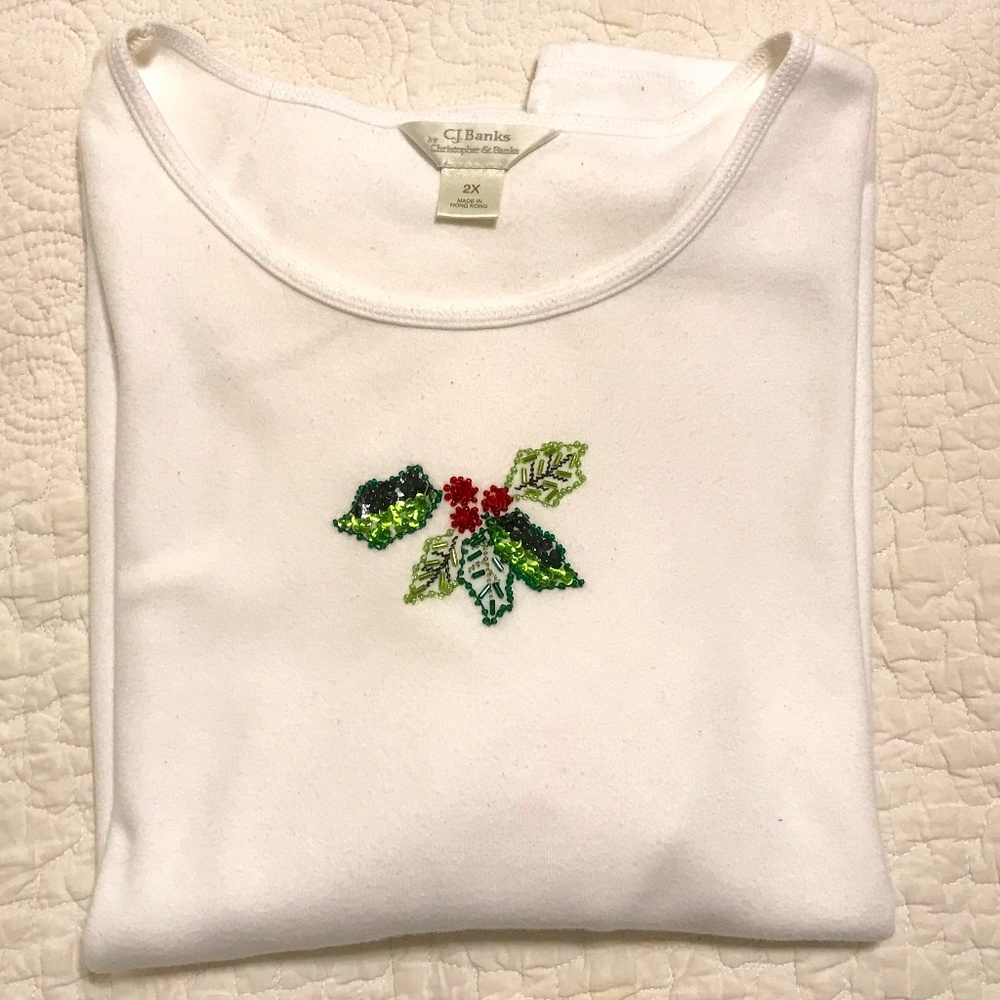 C&B vintage white short sleeve holiday top with beaded mistletoe (2X)